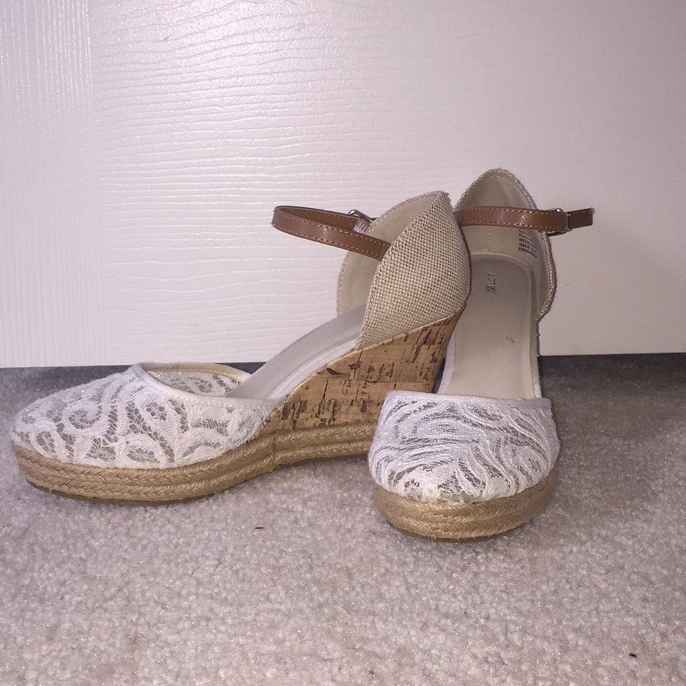 Apt. 9 Lace top Wedges